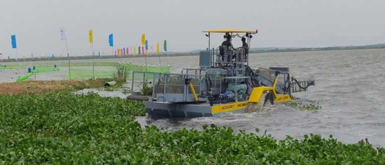 Aquatic Weed Harvester Articles, News