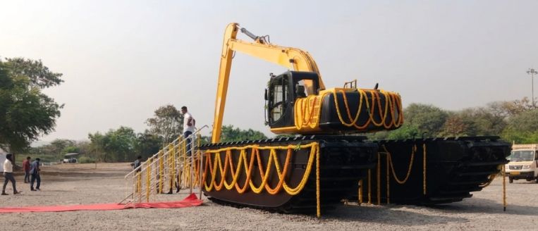amphibious excavator News, Articles