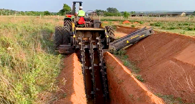 digger trencher machine