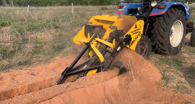 pipeline trencher