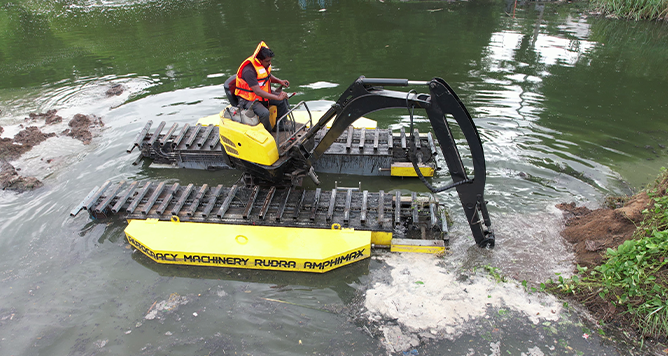 Amphibious Excavator, Floating Excavator, Excavator for flood