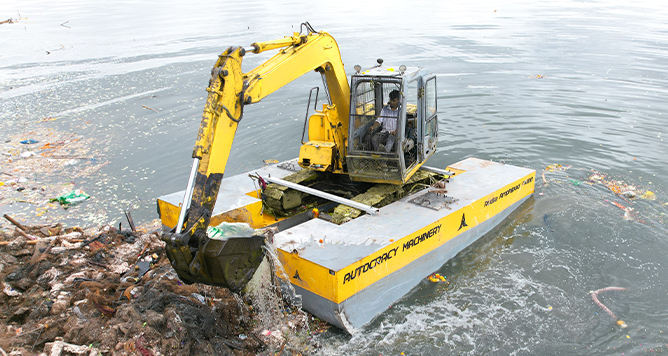 Floating Pontoon, aquatic vegetation removal, rehabilitation, Floating Pontoon Excavator, Lake Cleaning Machine