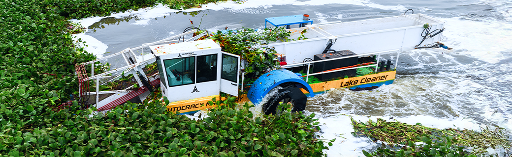 lake cleaner machine