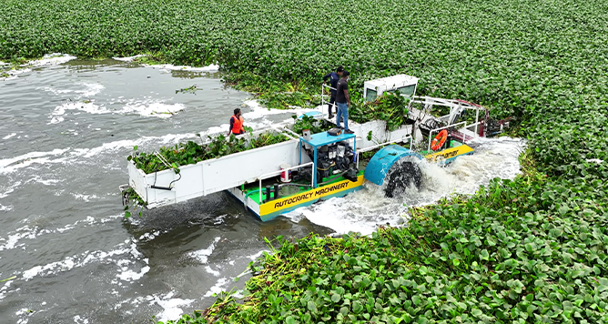 aquatic weed harvester