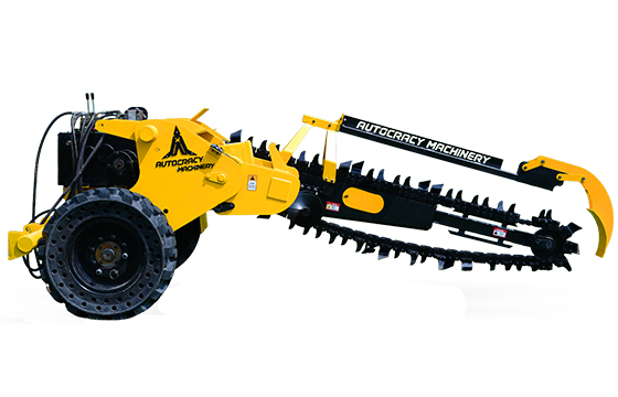 Trencher for precise excavation in utility installations